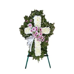 Chryshanthemum Cross type Wreath