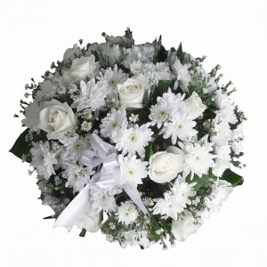 Chrysanthemum and white roses posy