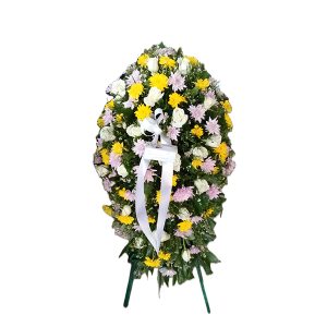 White roses and Mix chrysanthemum wreath